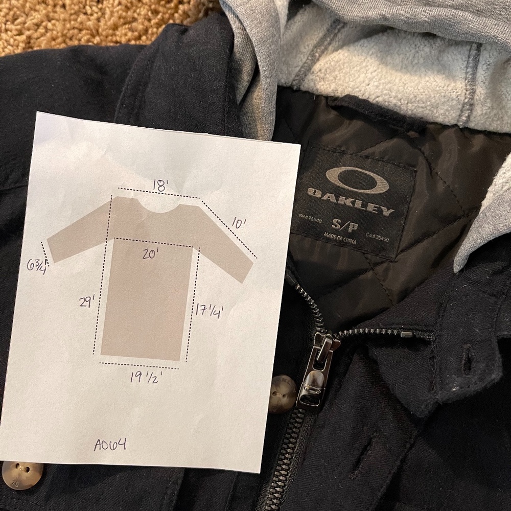 Oakley full zip hooded shacket (shirt jacket). - Picture 2 of 4
